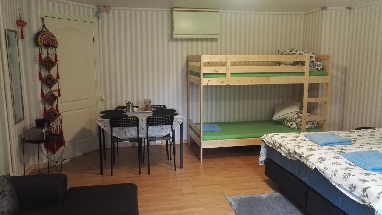Lin'S B&B Alvsered Ngoại thất bức ảnh