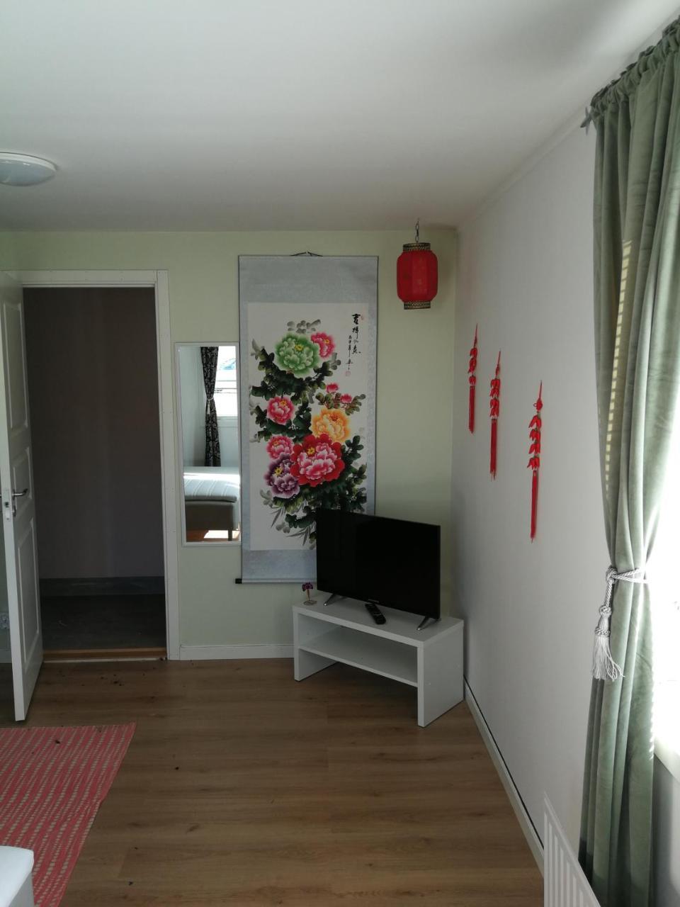 Lin'S B&B Alvsered Ngoại thất bức ảnh