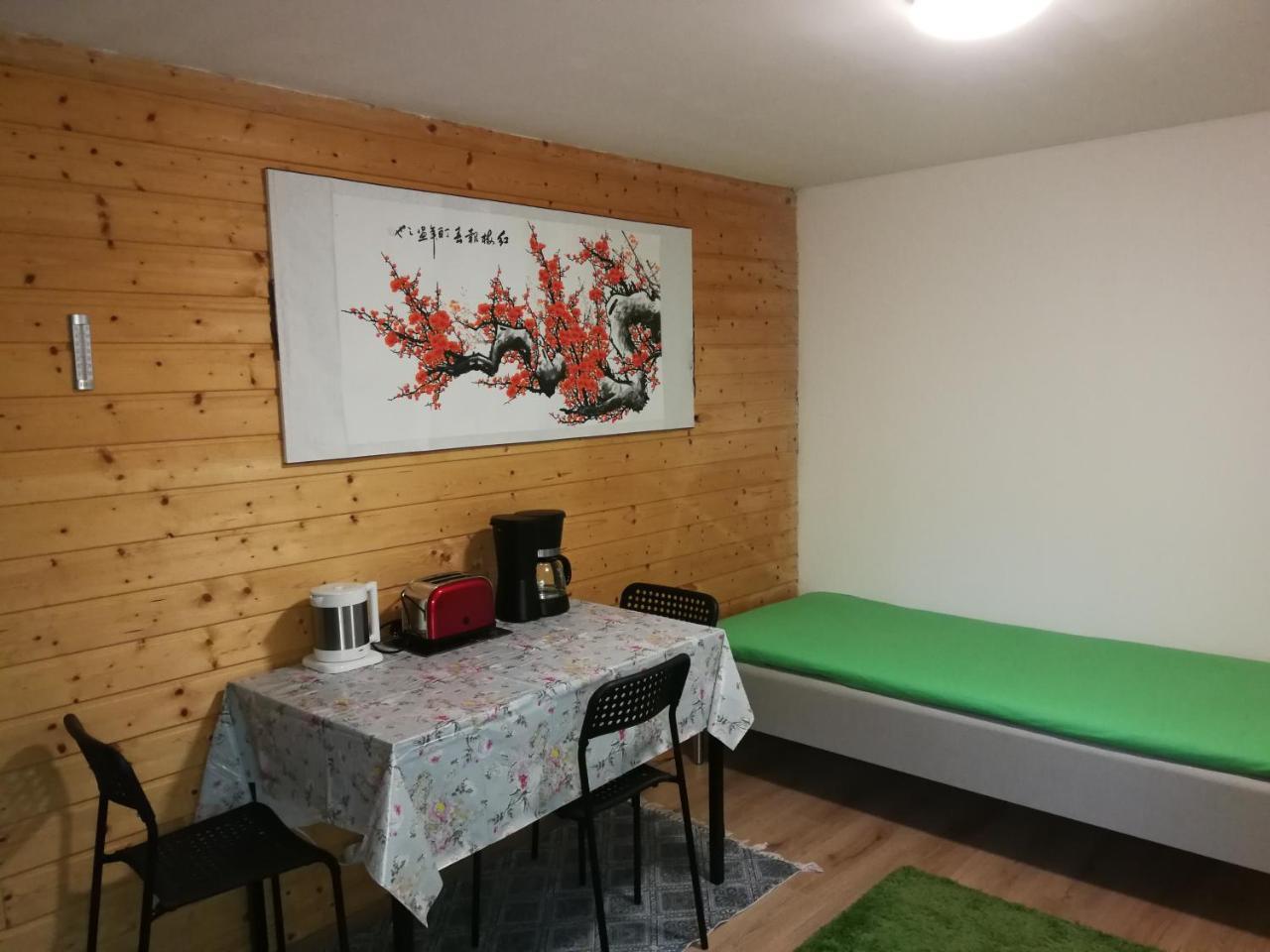 Lin'S B&B Alvsered Ngoại thất bức ảnh